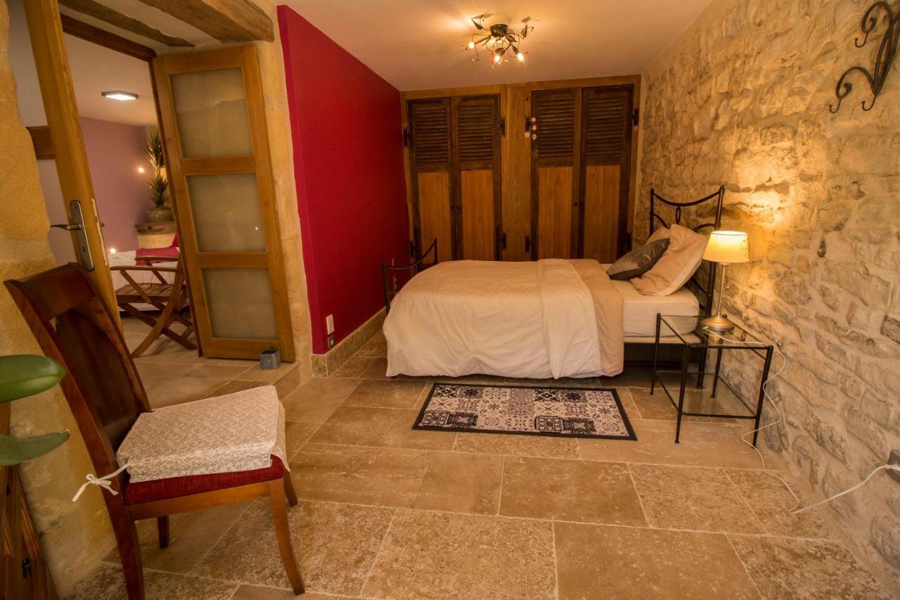 Ferienhaus 2 La Grange Des Hirondelles 3 Lits Doubles 6 Adultes Situe Entre Bourgogne Morvan Et Vignoble Maison Entiere Labellisee A De France Sous 71 G 2005 Labellise 3 Epis - Loft Grand Volume Dans Corps De Ferme Renovee Chez Maymard Yannick *